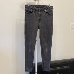 Frank and Oak dark wash Debbie skinny jeans size 28